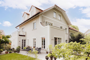 Familienparadies
- direkt am Pasinger Stadtpark - 
Luxuriöse DHH in Bestlage Pasings