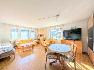 Vermietete 4-Zimmer-Wohnung mit großem Südbalkon und Garage in München-Allach